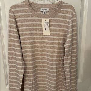 Evereve Peyton Snap Cuff Long Sleeve Tee NWT!